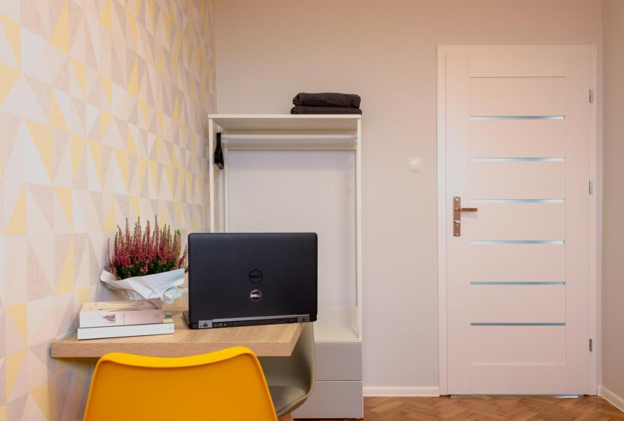 Initium Rooms - Pokoje Na Wynajem - Obroncow Wybrzeza 4D Gdańsk Kültér fotó